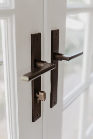 Front Door Lever – Baltimore/Signature Brass